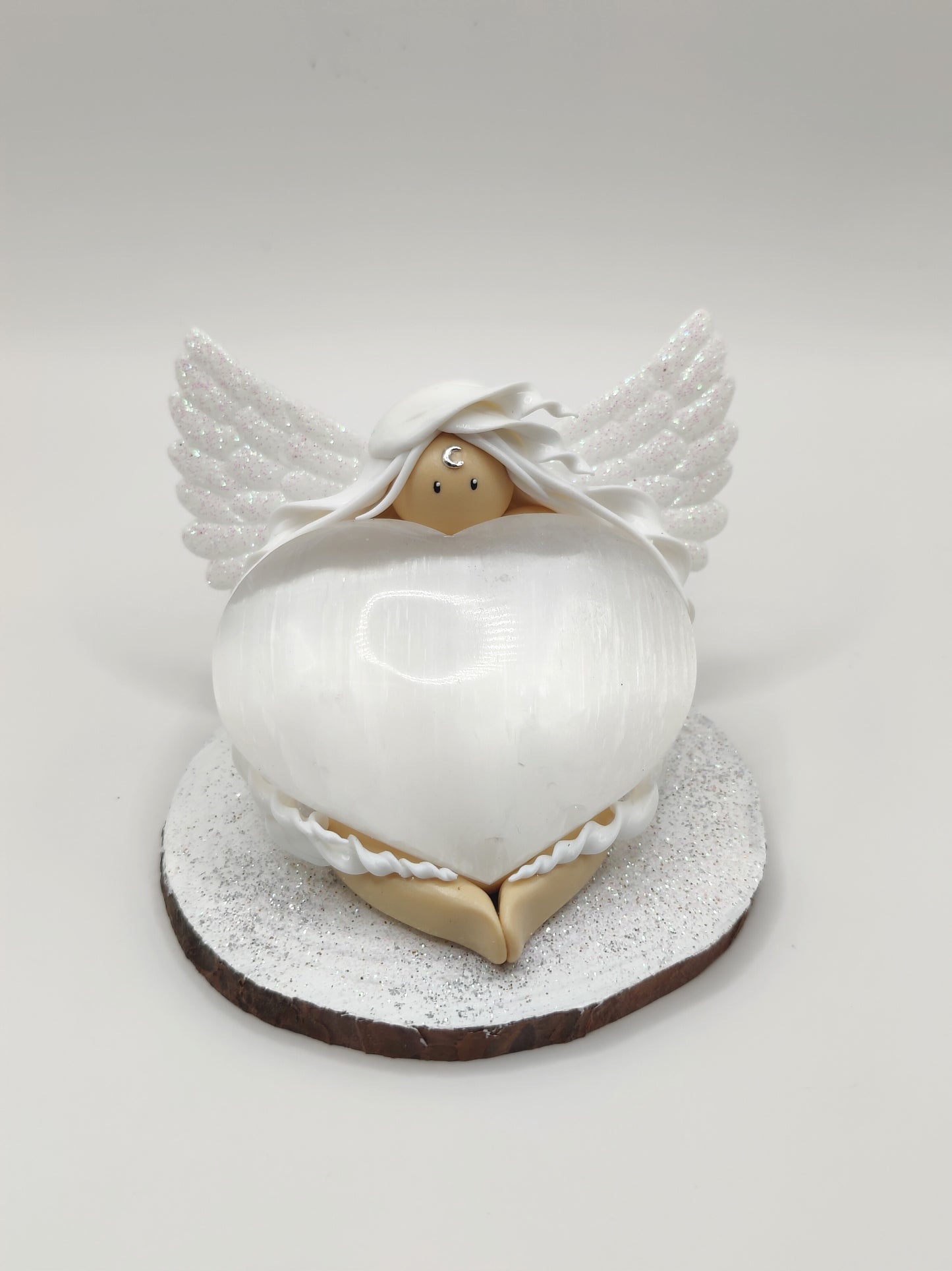 Ange blanc - Sélénite en forme de cœur