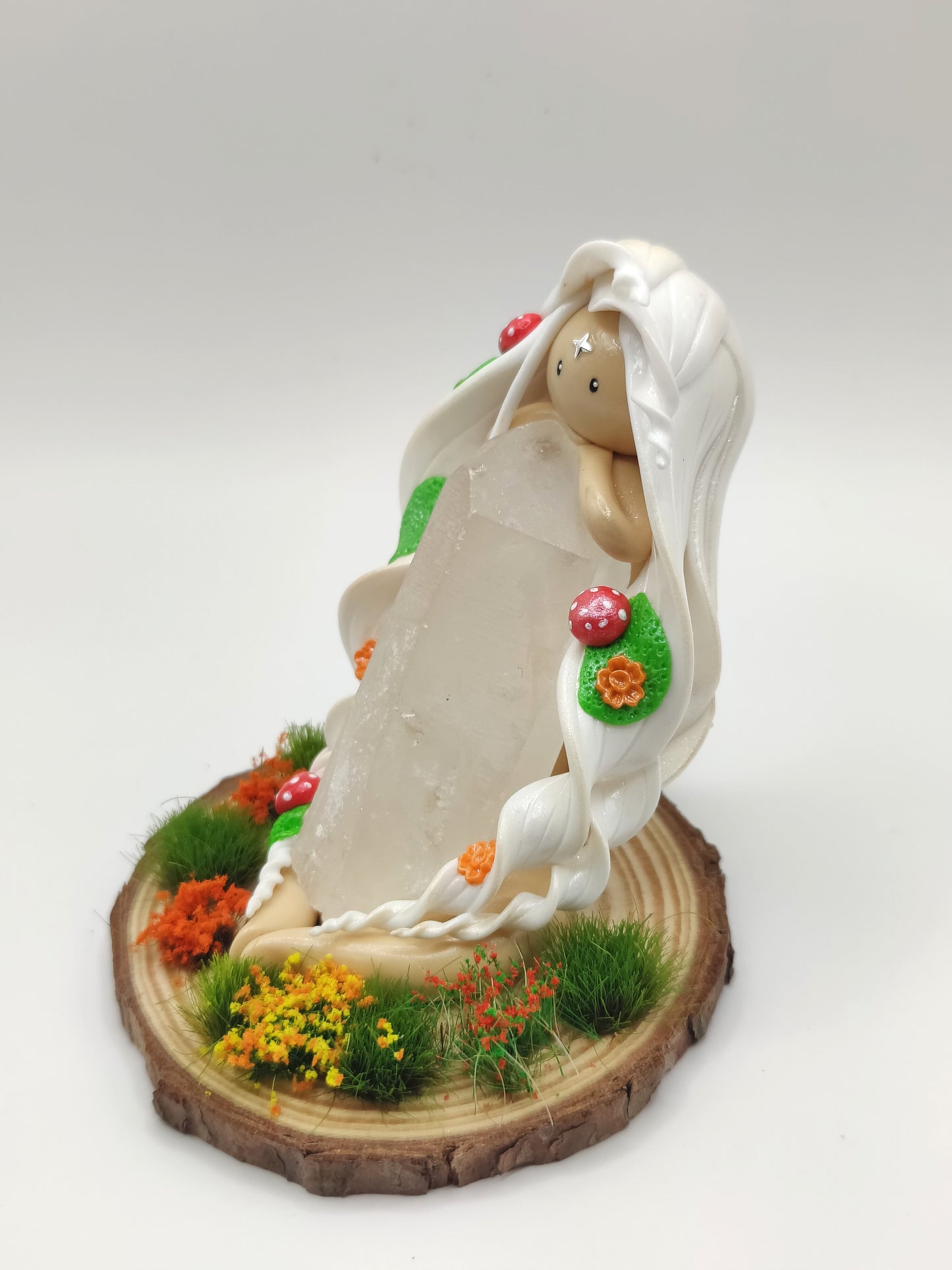 Nymphe des forêts - Pointe de cristal de roche