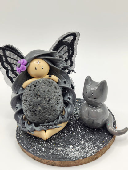 Fée noire - Pierre de lave