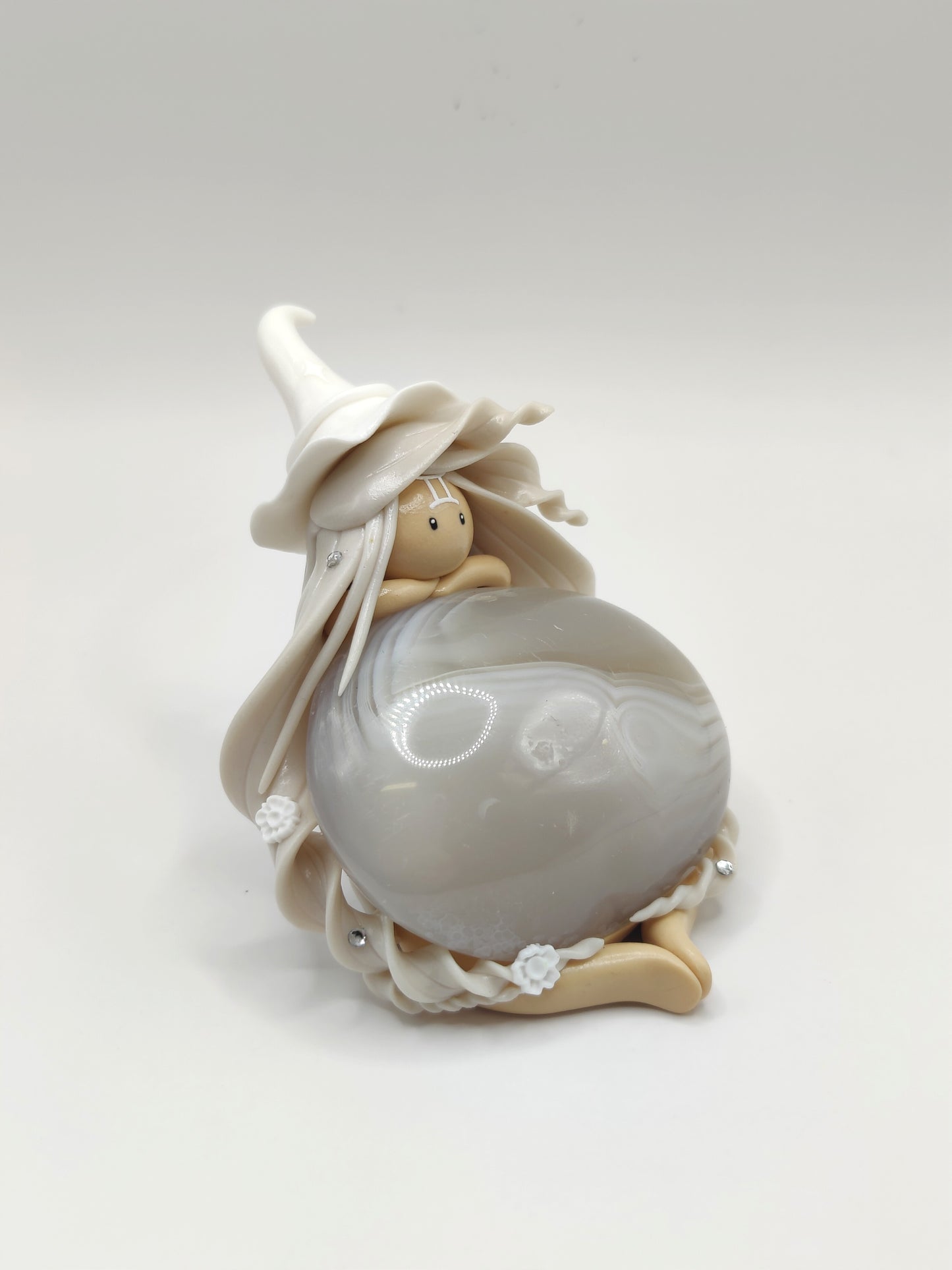 Sorcière Gémeaux - Agate grise