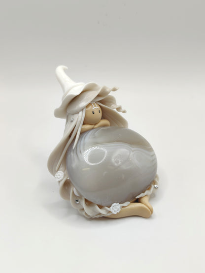 Sorcière Gémeaux - Agate grise