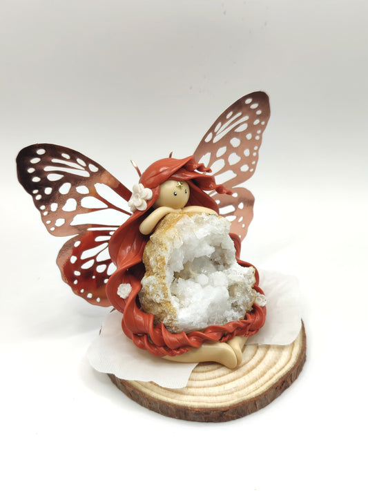 Fée de sérénité - Géode de cristal de roche