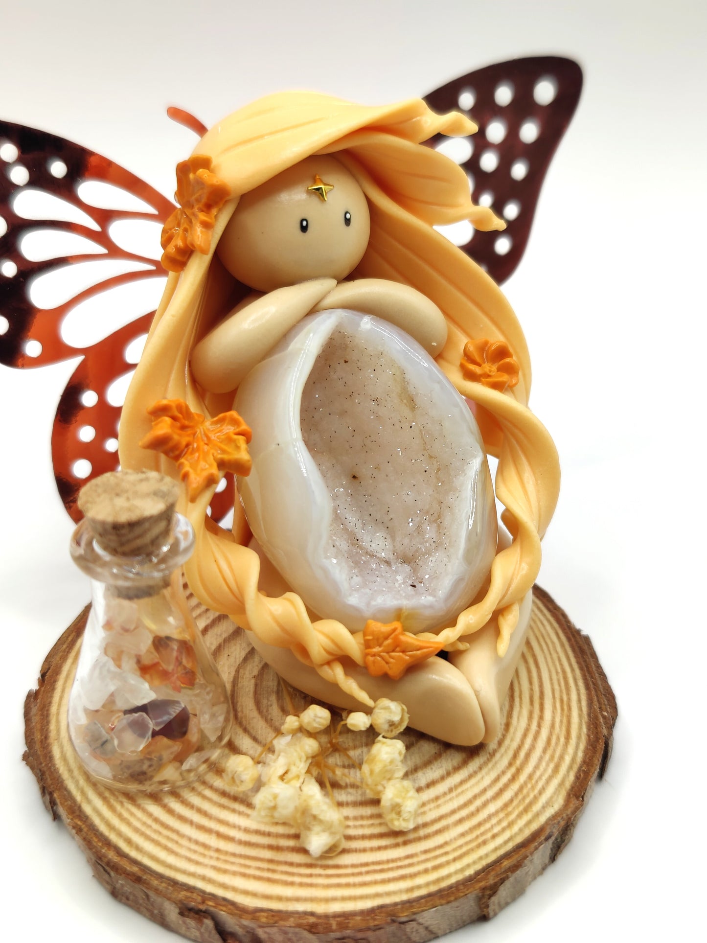 Fée de l'automne - Œuf d'agate cristallisée