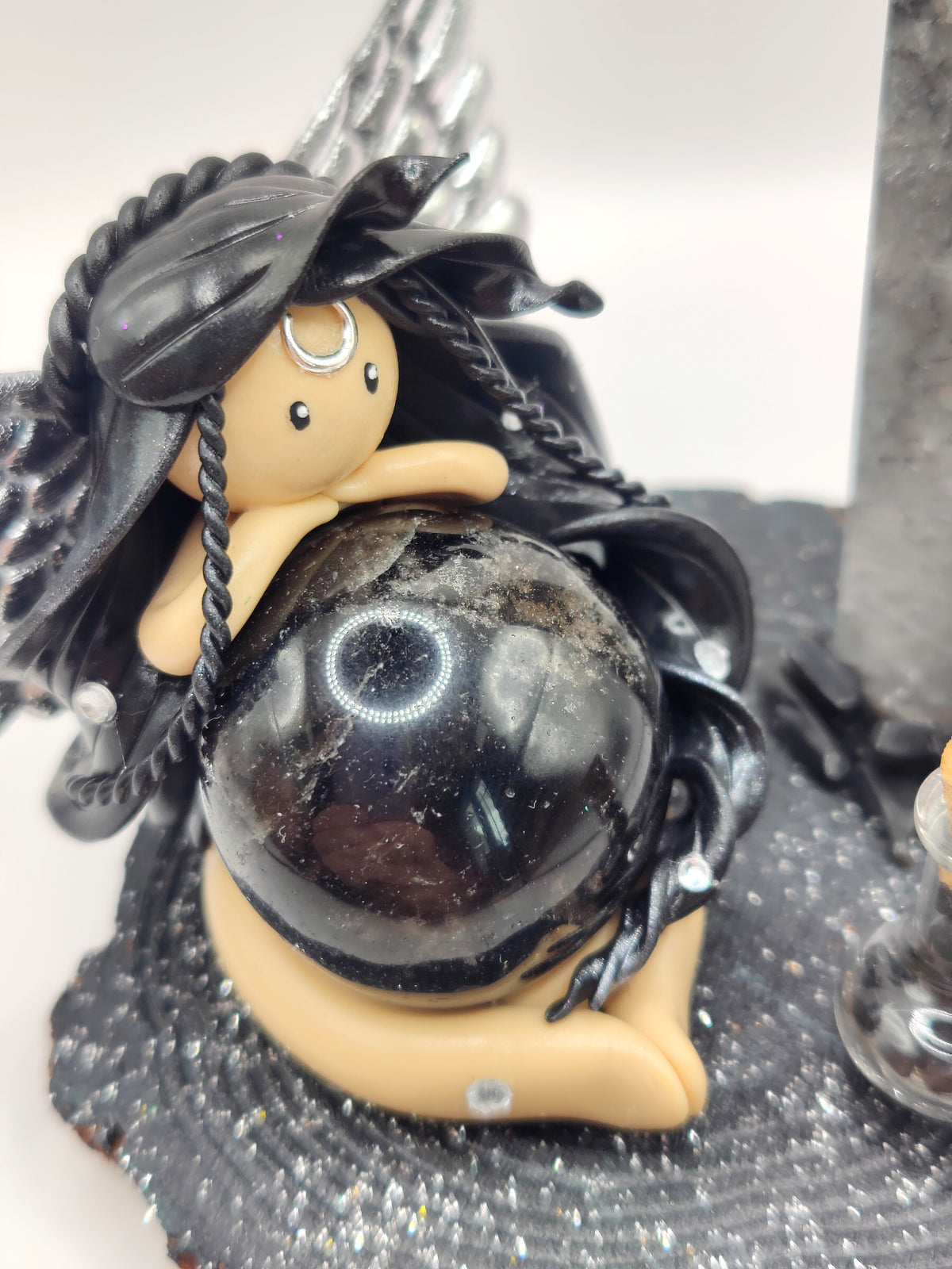 Reine de la lune - Obsidienne noire et pointe en agate noire