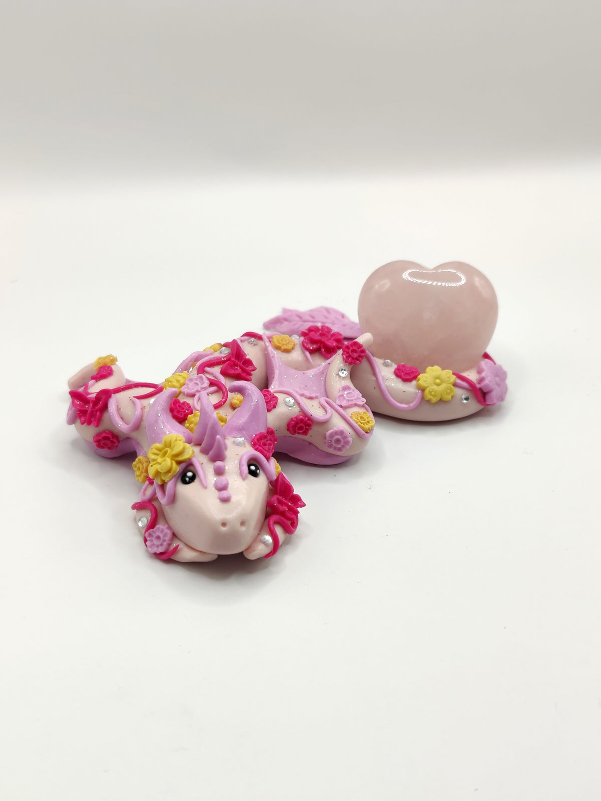 Dragon des fleurs - Cœur en quartz rose