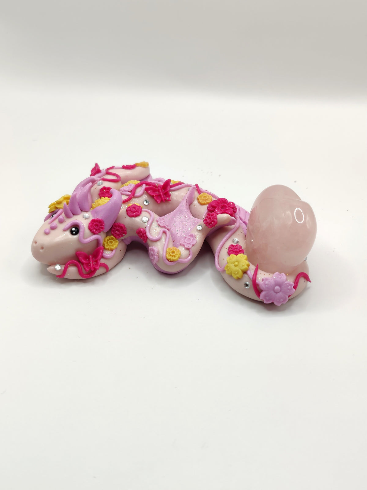 Dragon des fleurs - Cœur en quartz rose