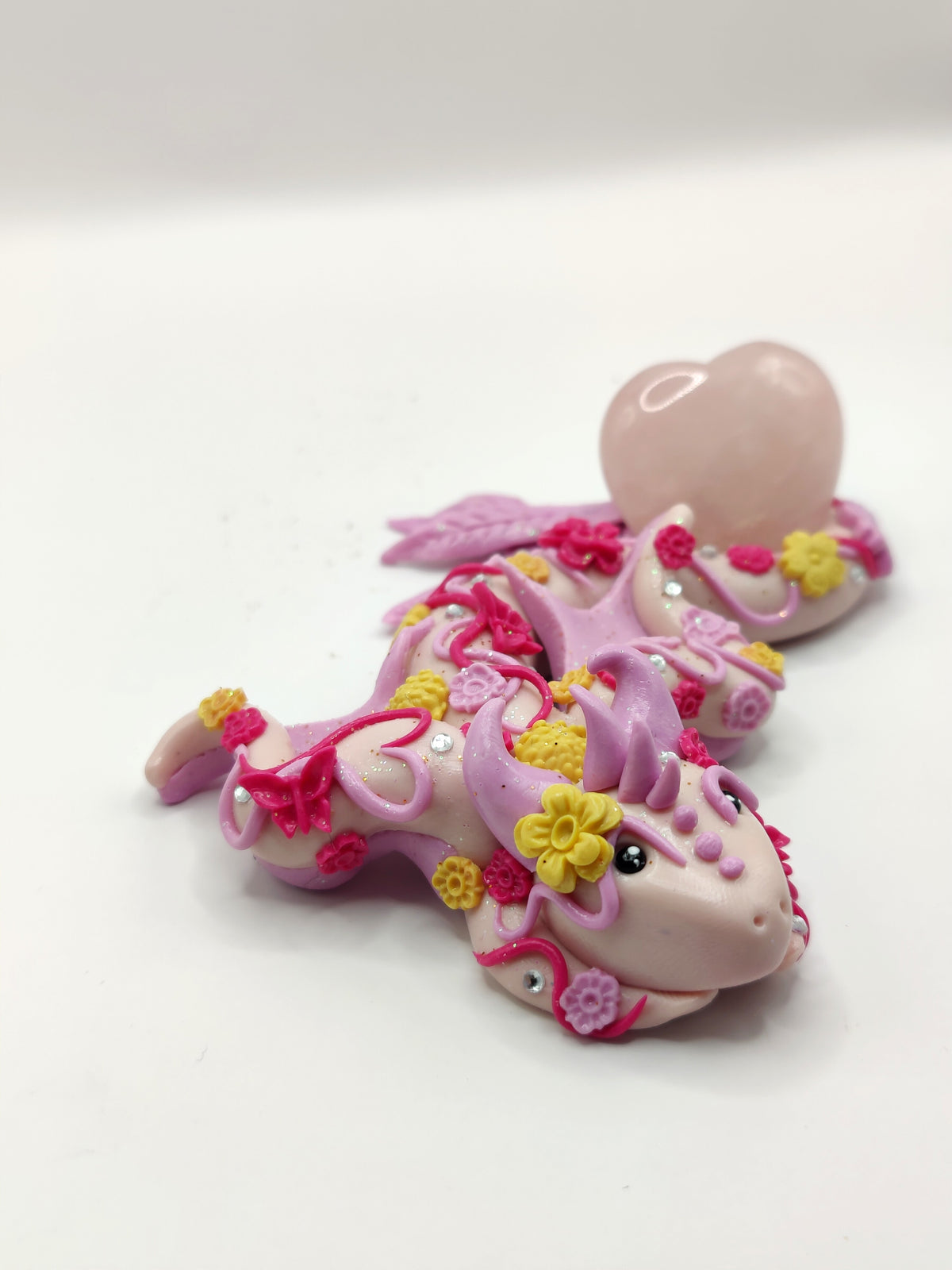 Dragon des fleurs - Cœur en quartz rose