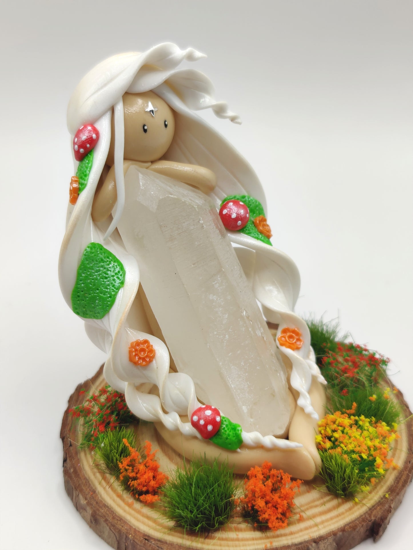 Nymphe des forêts - Pointe de cristal de roche