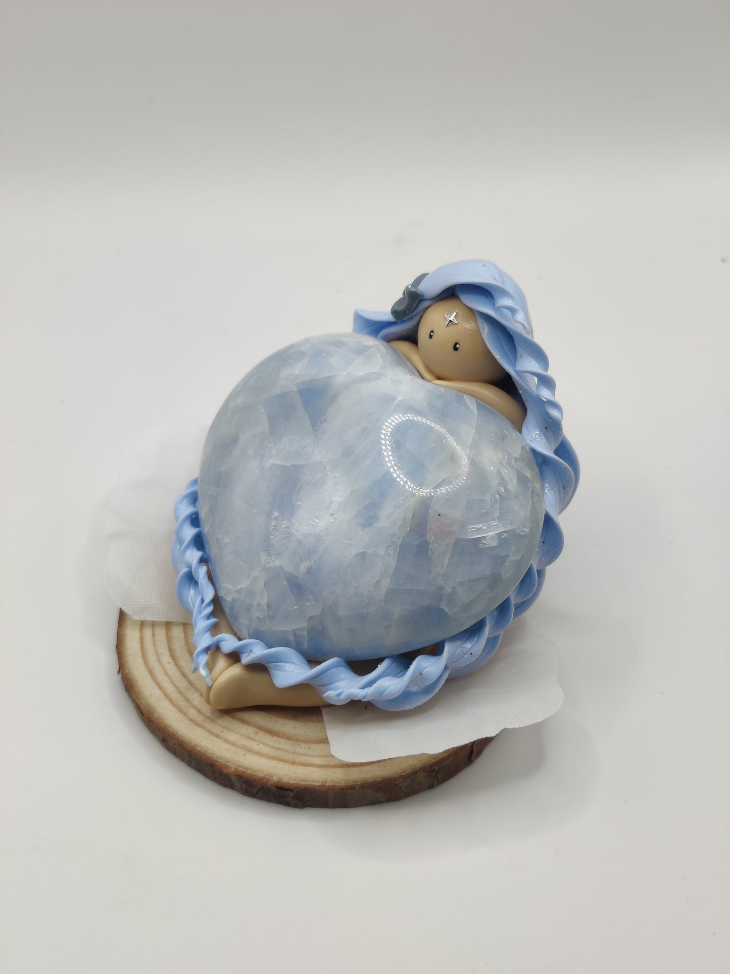 Nymphe bleu - Calcite en forme de coeur