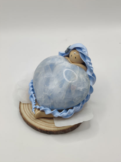 Nymphe bleu - Calcite en forme de coeur